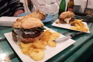 Pura Vida Crepes Burger