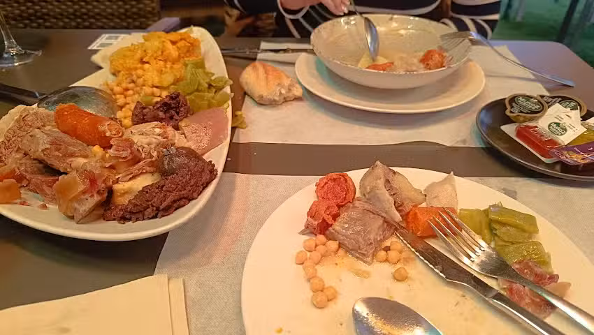 Qarnal Take Away &bull; Restaurante de Comida a domicilio en Madrid