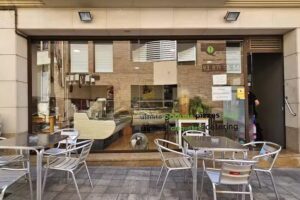 Qu&egrave; Mengem? | Menjar per emportar