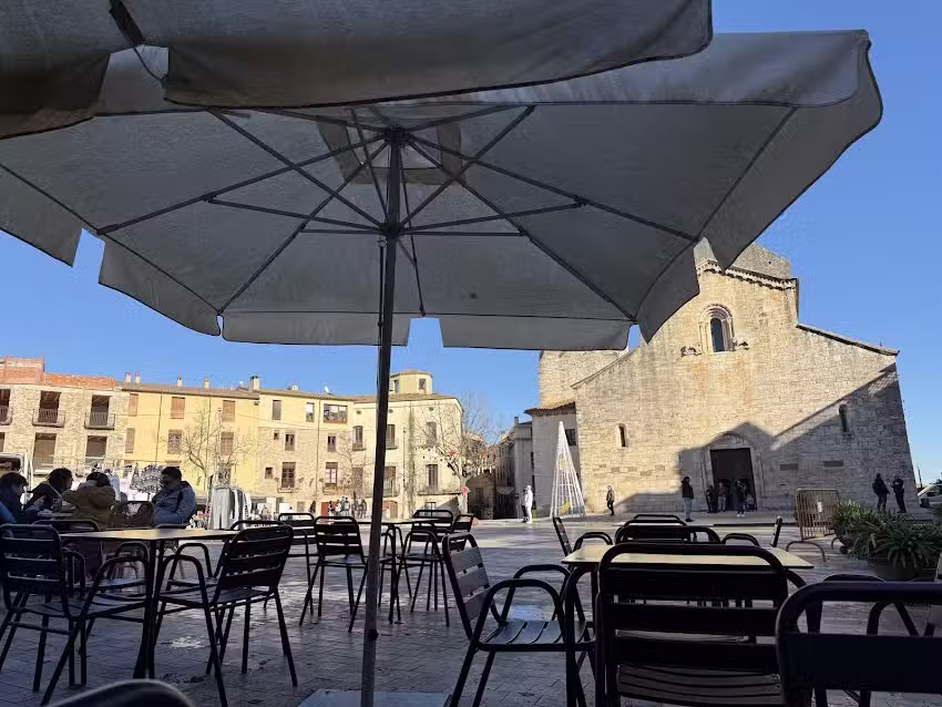 Quina Llauna Besal&uacute;