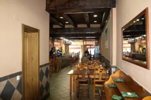 Raciones en Almendralejo Mes&oacute;n Pata Negra