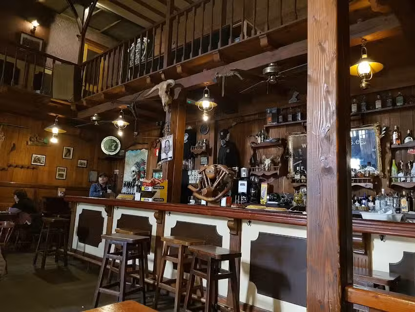 Radikal Cheyenne Saloon