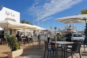 Ralph Puerto Cafe Lounge Restaurant