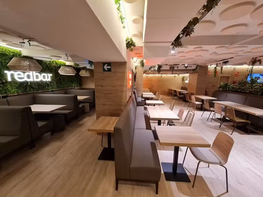 RedBar 24h &ndash; Madrid Plaza Espa&ntilde;a