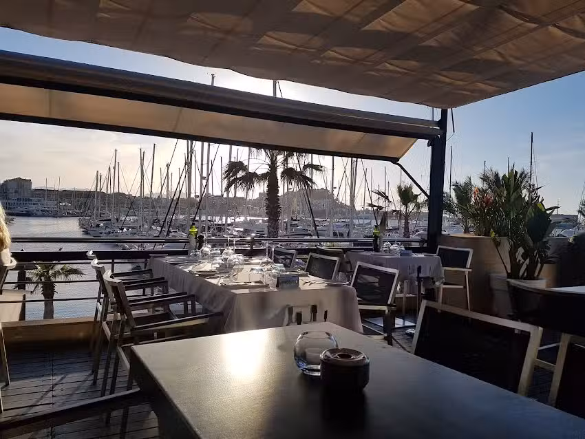 Republic D&eacute;nia