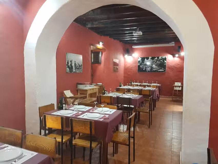 Rest. Plaza Le&oacute;n y Castillo