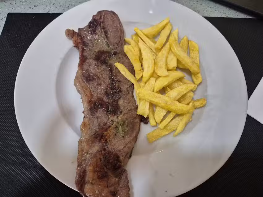 Restauraci&oacute;n Nova Llar S L
