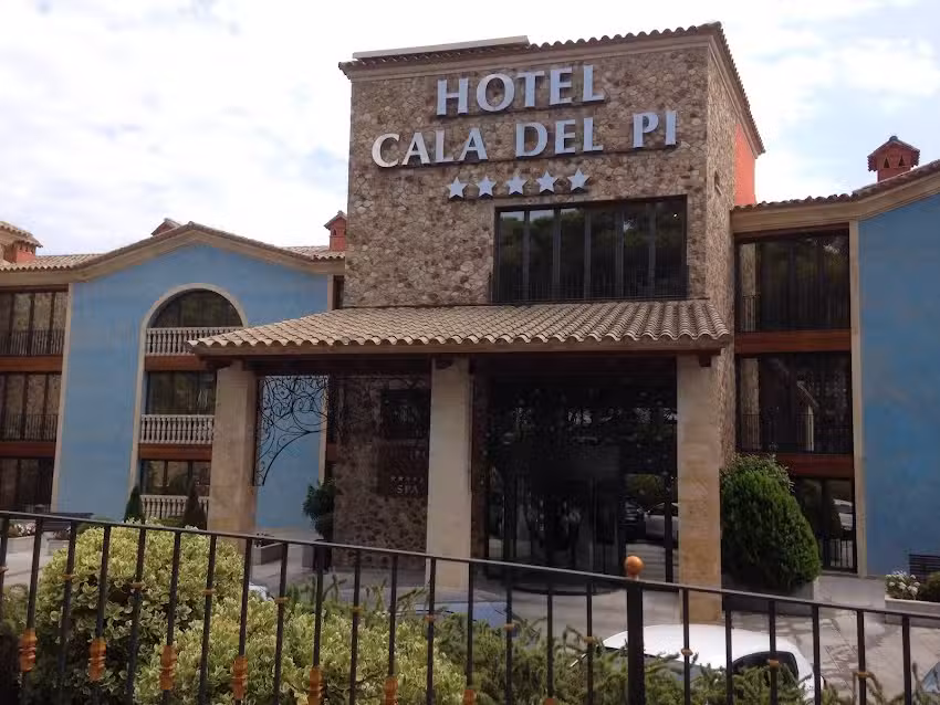 Restaurant Almar&iacute;