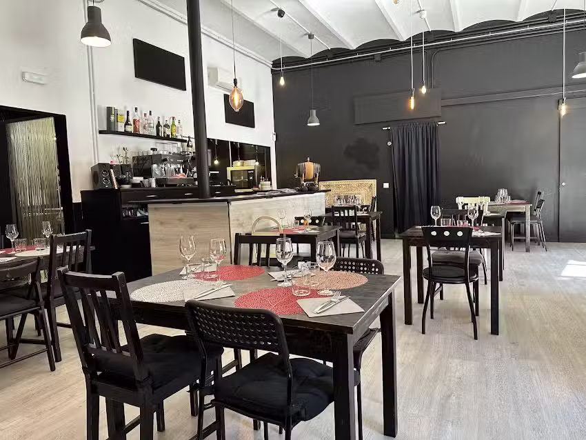 Restaurant At&iacute;pic