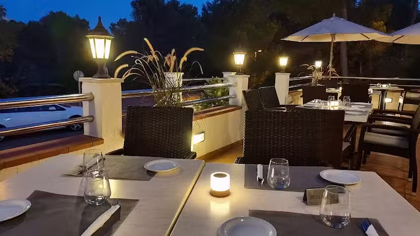 Restaurant ca&rsquo;n Perell&oacute;