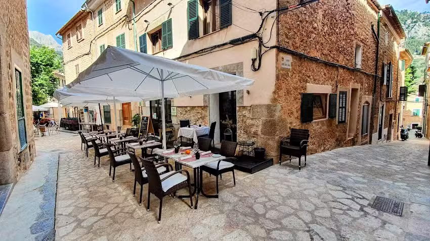 Restaurant Caf&eacute; Med