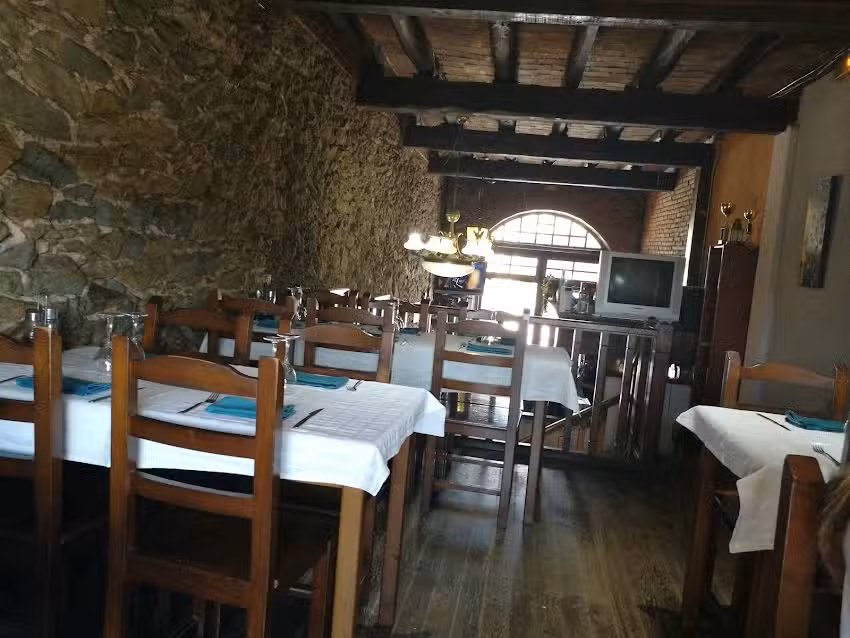 Restaurant Can Cab&oacute;