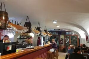 Restaurant El Caimán Roses