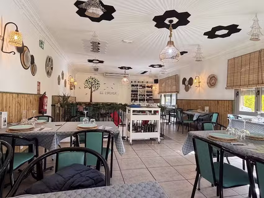 Restaurant El Cirerer