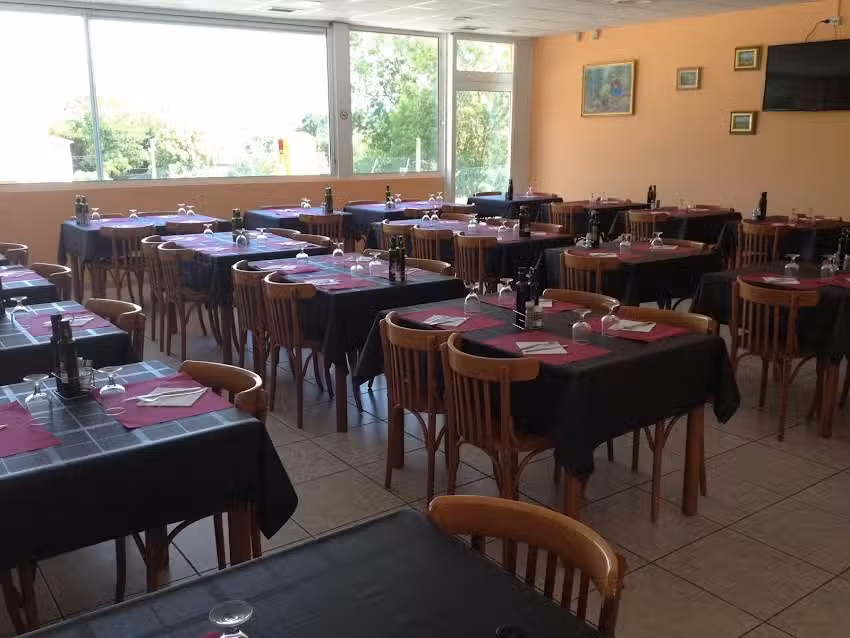 Restaurant Estaci&oacute; de Servei G&uuml;ell, S.L.