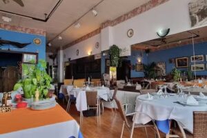 Restaurant L&acute;avi Freu