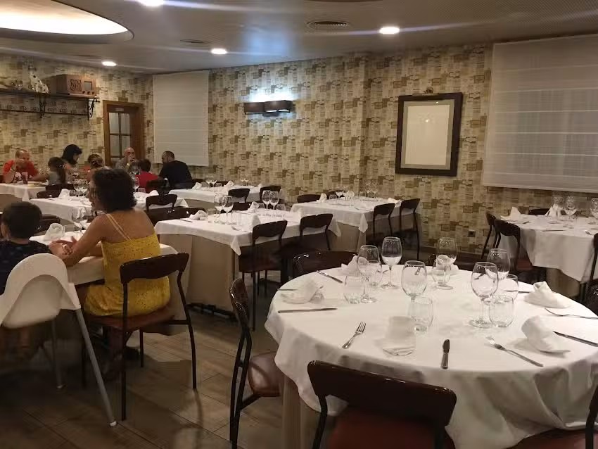 Restaurant La Noguera | Sant Lloren&ccedil; de Montgai