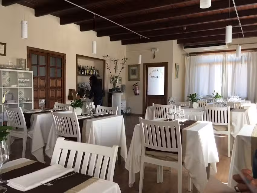 RESTAURANT LES CUINES de la Llena