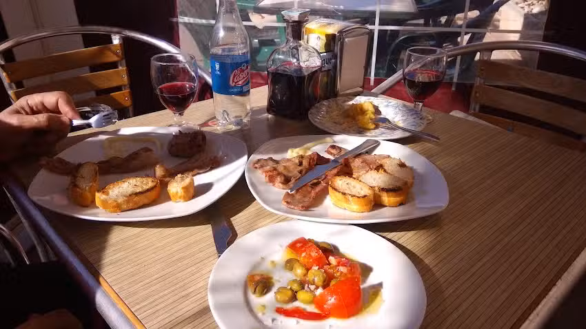 Restaurant Los Arcos