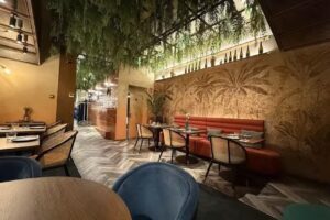 Restaurant Mara&ntilde;a