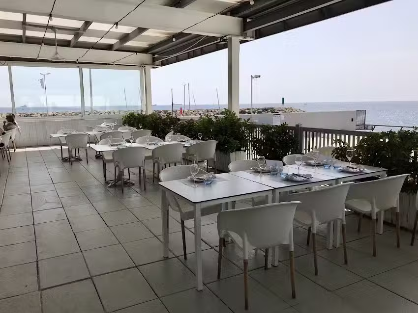 Restaurant N&agrave;utic