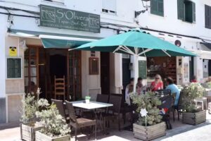 Restaurant S&rsquo;Olivera Tapas Surf Burguer