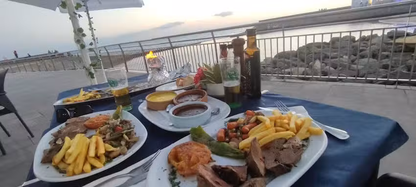 Restaurant Sol y Sombra