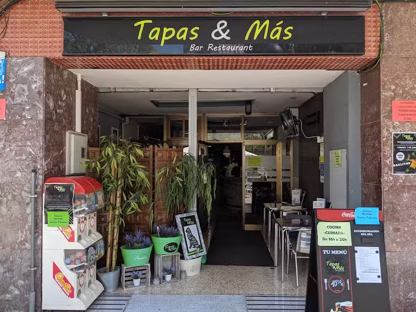 Restaurant Tapas & M&aacute;s