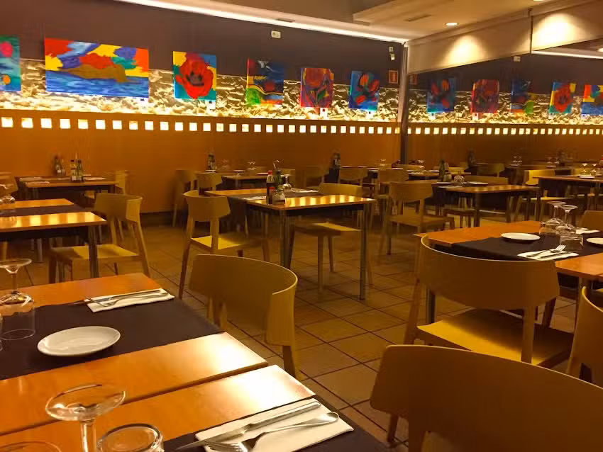 Restaurant Tr&agrave;nsit Figueres