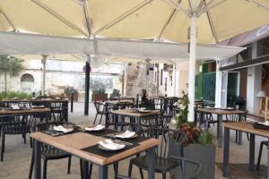 RESTAURANT VORAMAR S&rsquo;AGAR&Oacute;