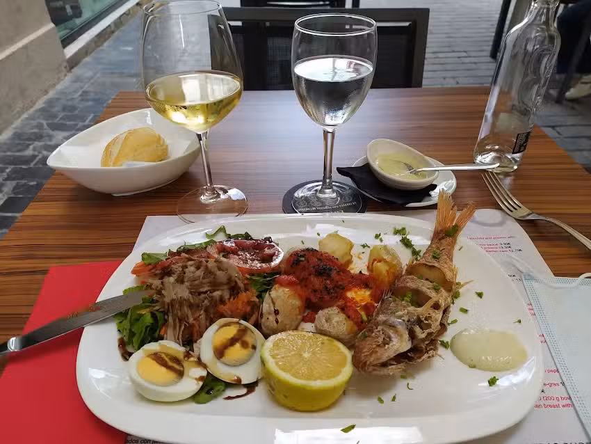 Restaurante 410 &ndash; Food & Drinks