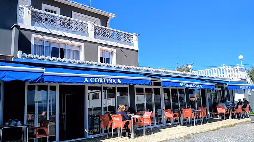 Restaurante A&rsquo; Corti&ntilde;a de Lorbe