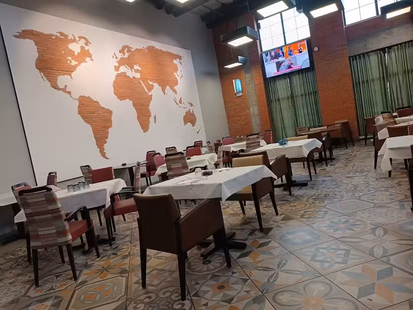 RESTAURANTE AGARA MERCALEON