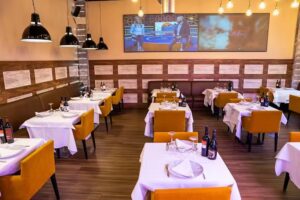 Restaurante Al Punto Rivas: carnes, pescados y asador