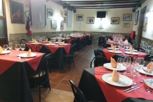 RESTAURANTE &Aacute;NGELA TORRES.