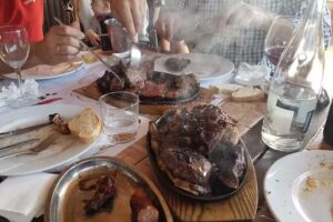 Restaurante argentino La casona de la granja