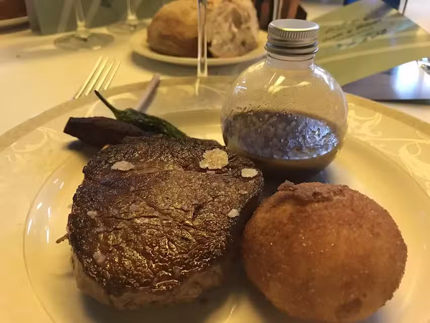 Restaurante Argui&ntilde;ano Anaiak