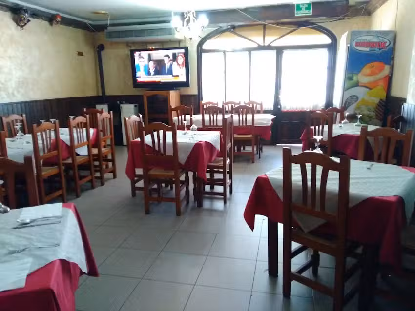 Restaurante Asador Cueva Del Agua