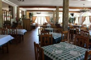 Restaurante Asador Cuevas del &Aacute;guila Arenas de San Pedro