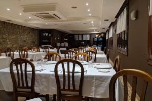 Restaurante Asador Txakoli Sim&oacute;n &ndash; Especialidad chulet&oacute;n