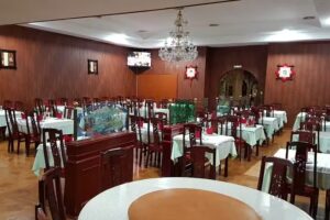 RESTAURANTE ASI&Aacute;TICO FAMILIA QU
