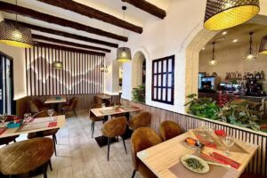 RESTAURANTE ASI&Aacute;TICO KILIN