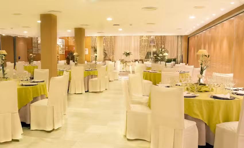 RESTAURANTE AXARES