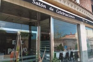 Restaurante Bar El Pavo / Sal&oacute;n de celebraciones en Ceuti