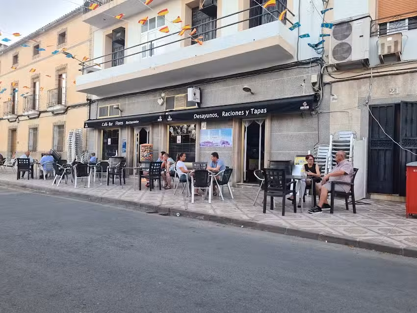 Restaurante bar FLORES