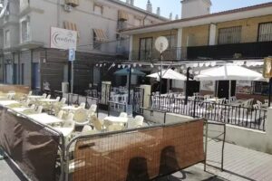 Restaurante, Bar La Cantina