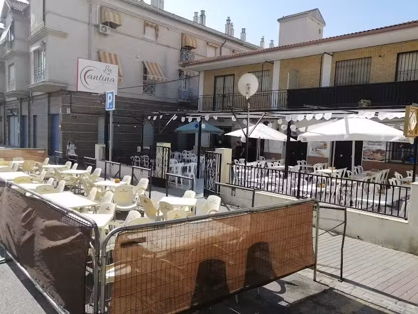 Restaurante, Bar La Cantina