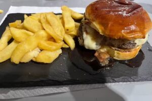 Restaurante bar la piscina