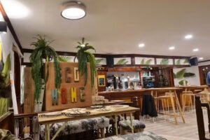 Restaurante Bien Padre &ndash; Playa Madre ft. Gamberros FC