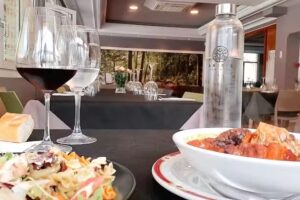 Restaurante Birika con men&uacute; del d&iacute;a y especiales